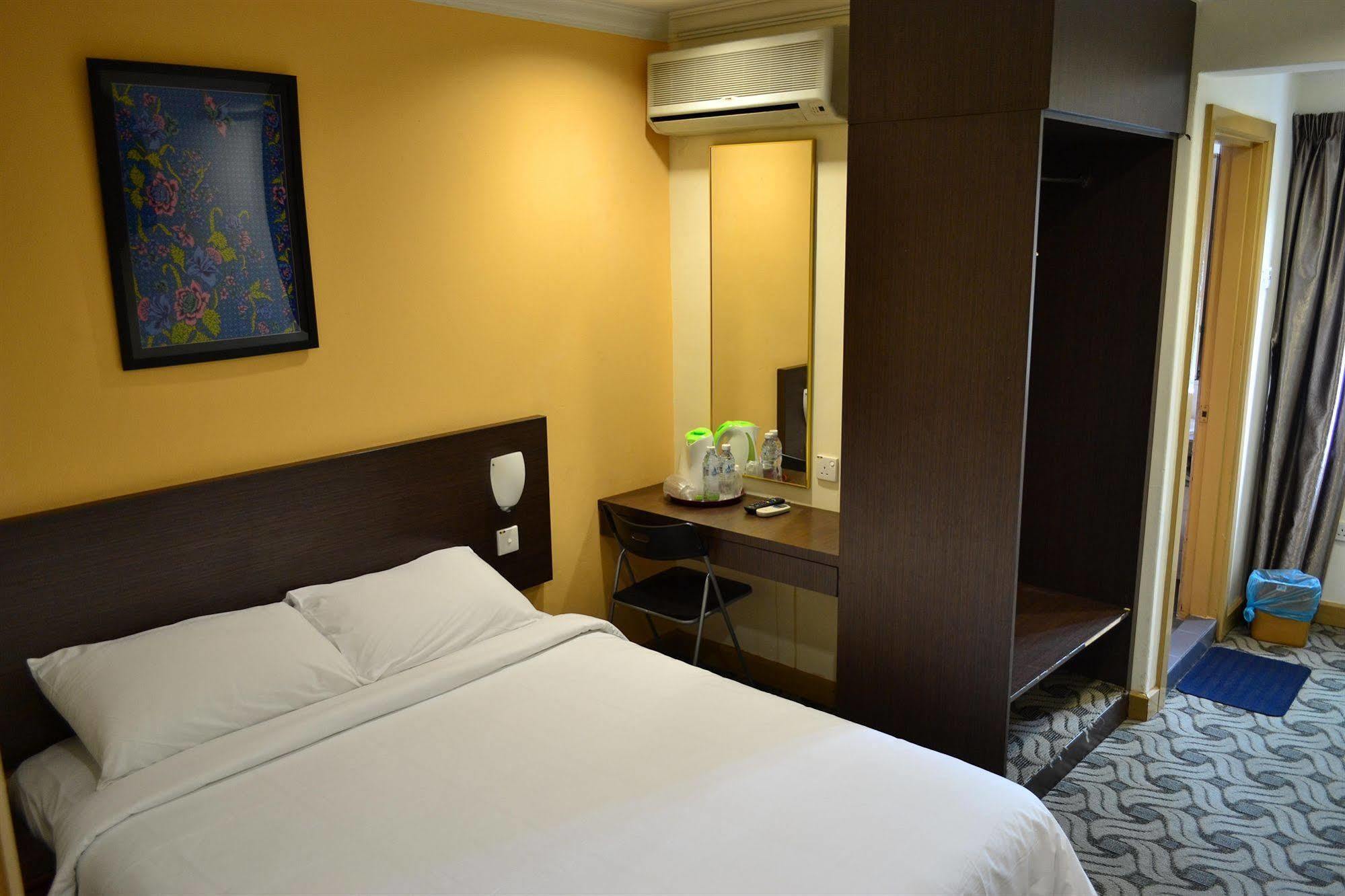 Ymca Kuala Lumpur Hotel Exterior foto